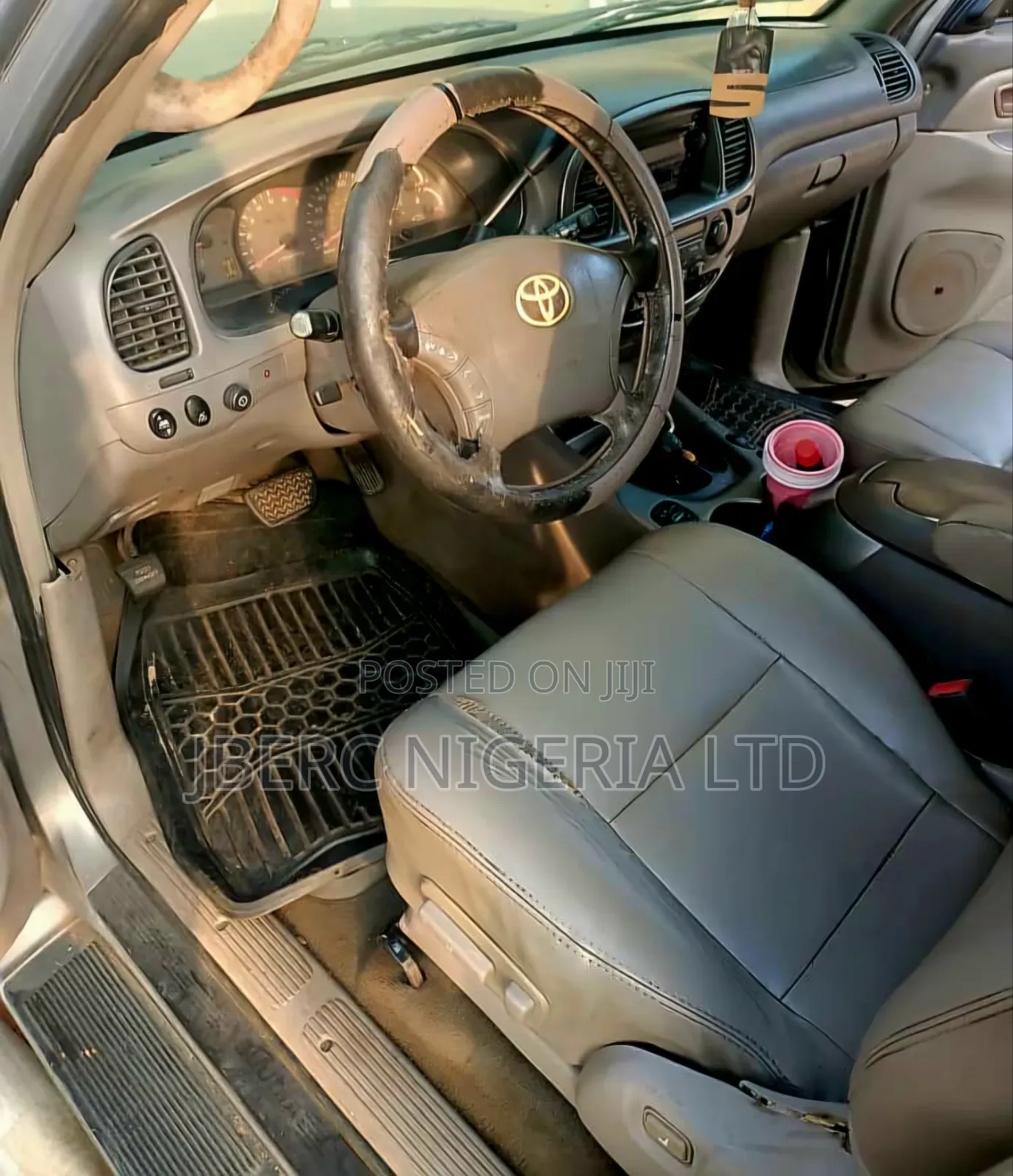 Toyota Sequoia 2003 Gray