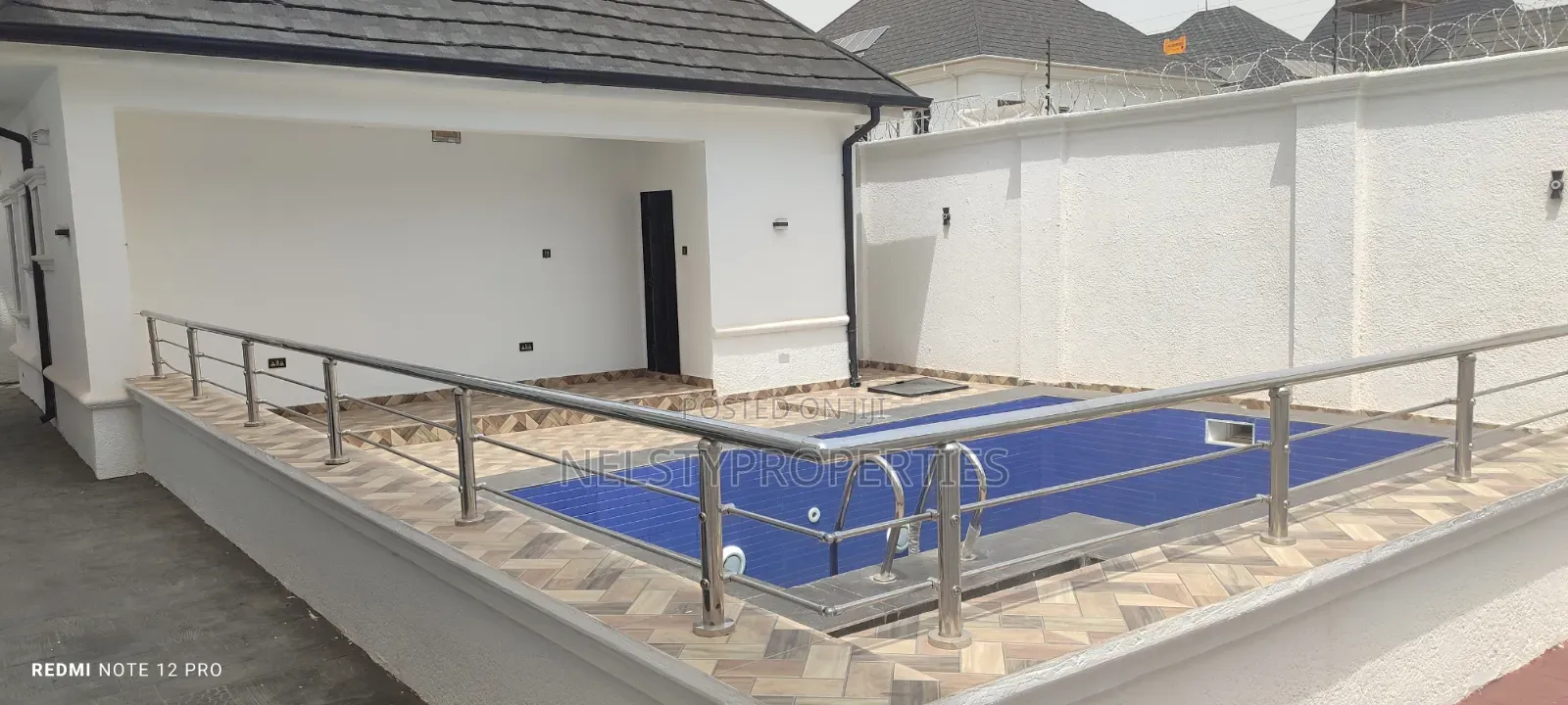 5bdrm Duplex in Efab Metropolis, Karsana for sale