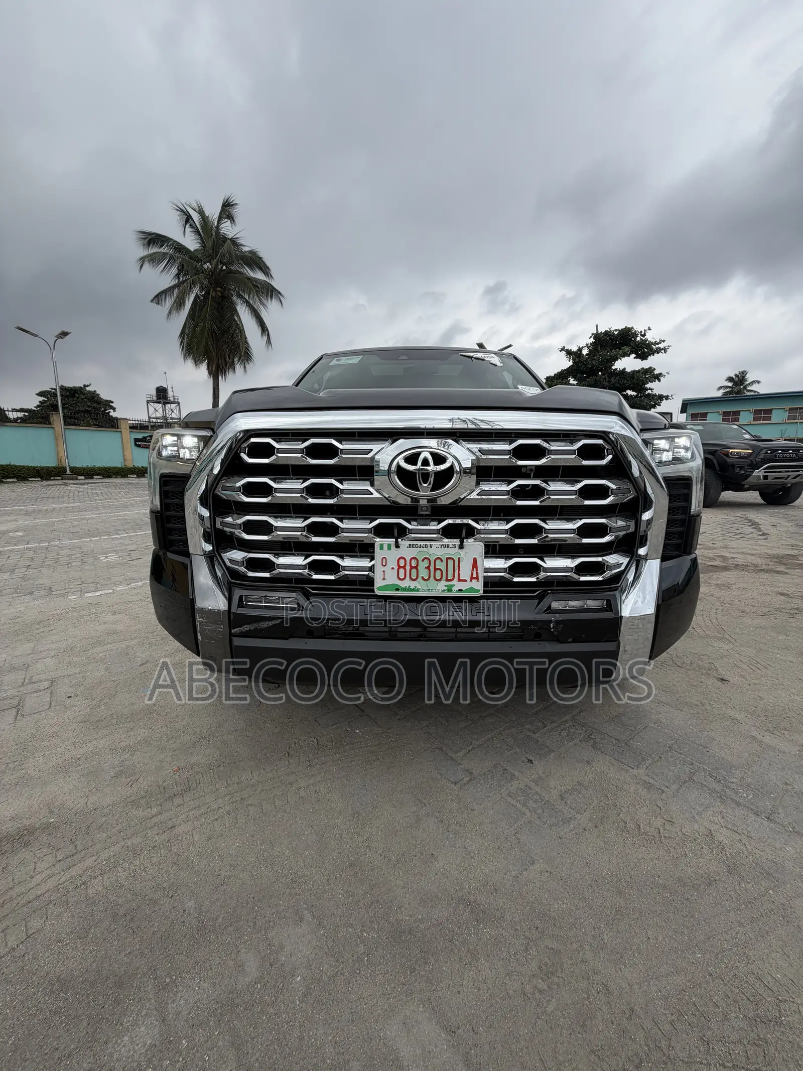 Toyota Tundra Platinum CrewMax 5.5' Bed 2023 Black