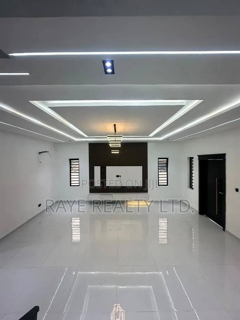4bdrm Duplex in Sangotedo for sale