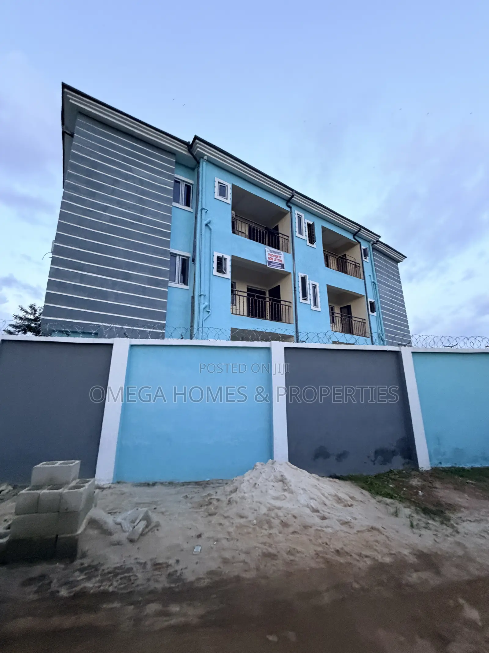 2bdrm Block of Flats in Ibb Phase 2, Umuahia for sale