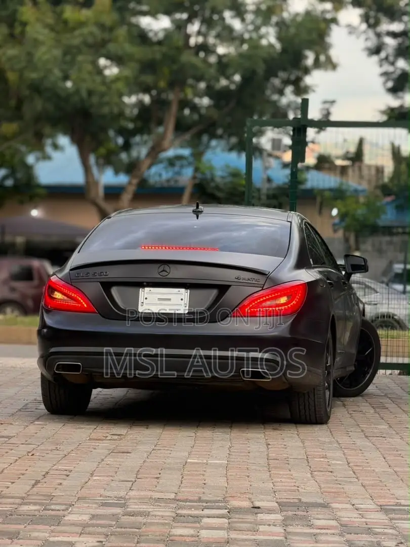 Mercedes-Benz CLS 2015 Black