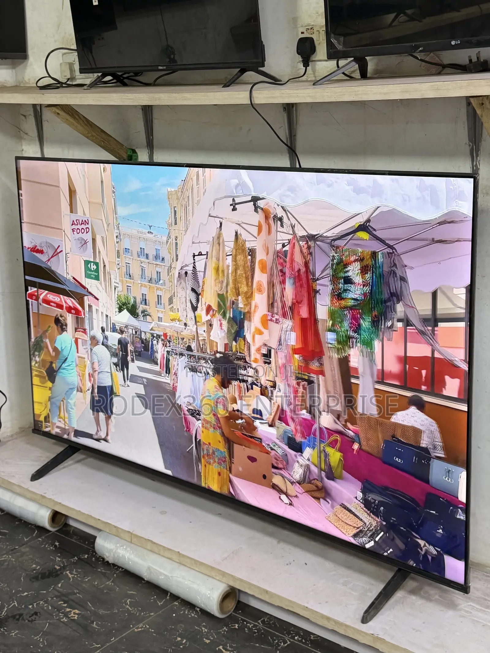 75” Hisense QLED Smart TV