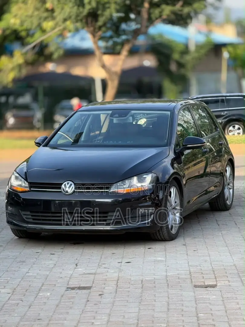 Volkswagen Golf TSI S FWD 2018 Black