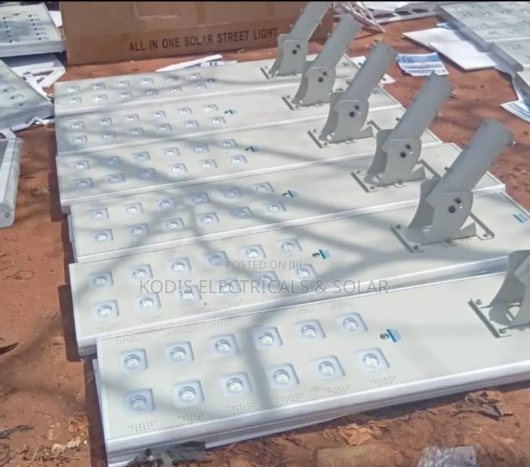 12 Eyes Industrial Solar Street Light.