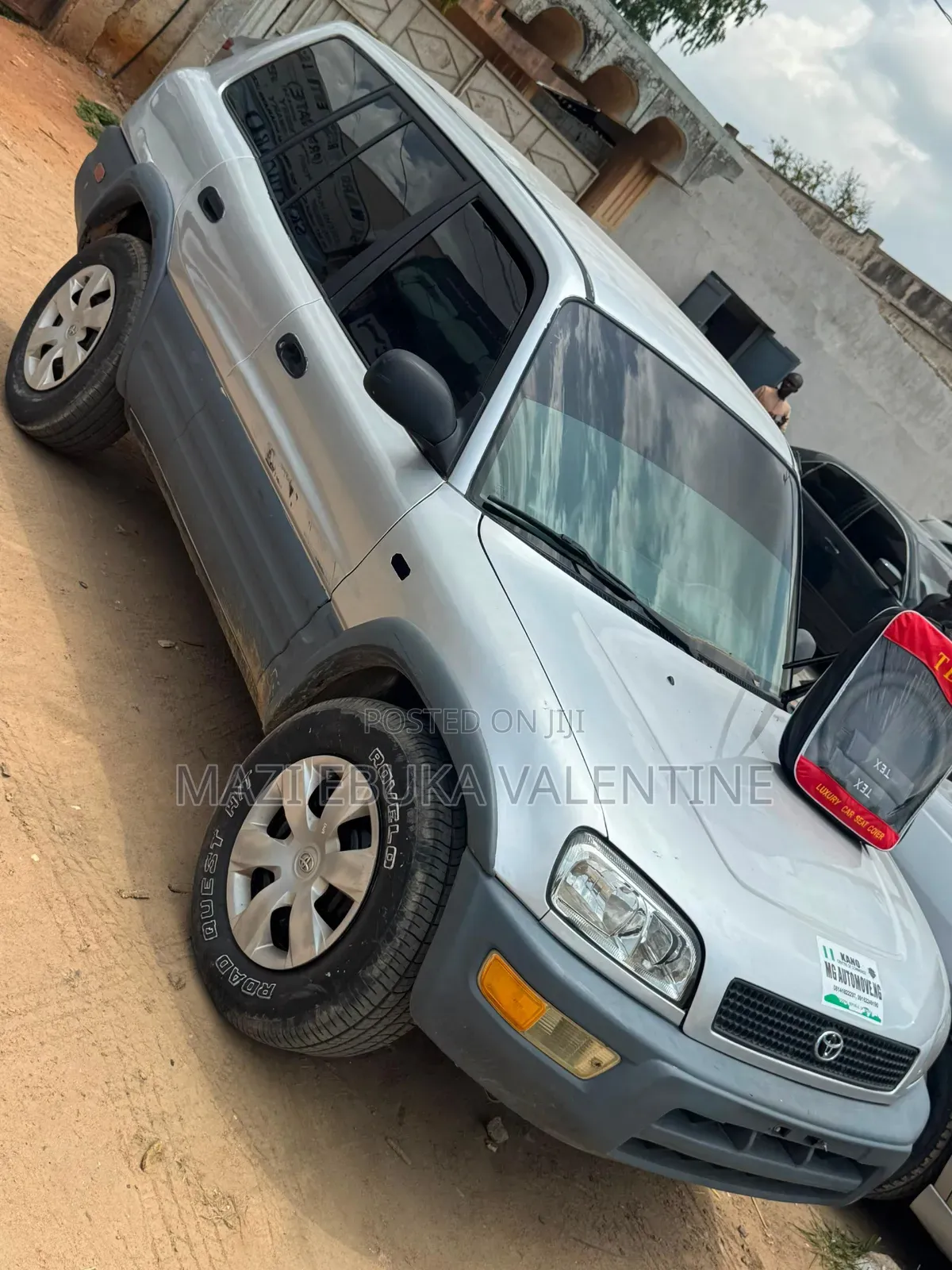 Toyota RAV4 Base 4x4 1999 Silver