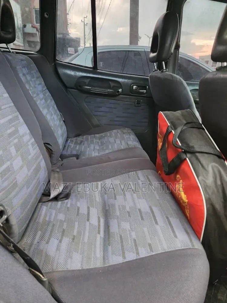 Toyota RAV4 Base 4x4 1999 Silver