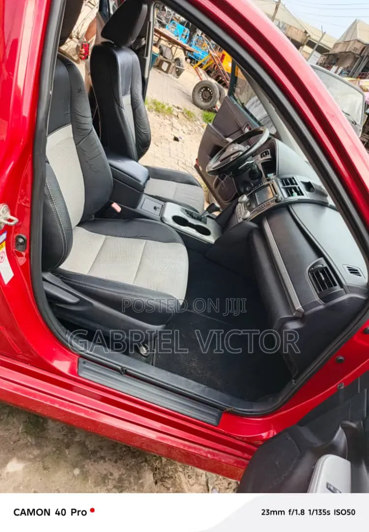Toyota Camry SE 4dr Sedan (2.5L 4cyl 6A) 2014 Red