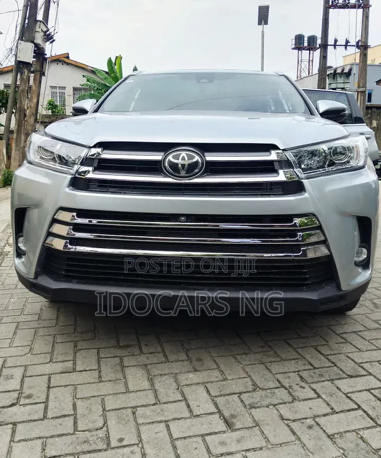 Toyota Highlander Limited Platinum 2019 Silver