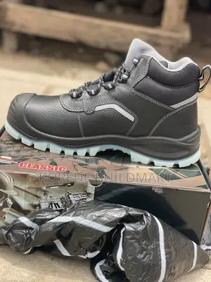 Classic Safety Shoe