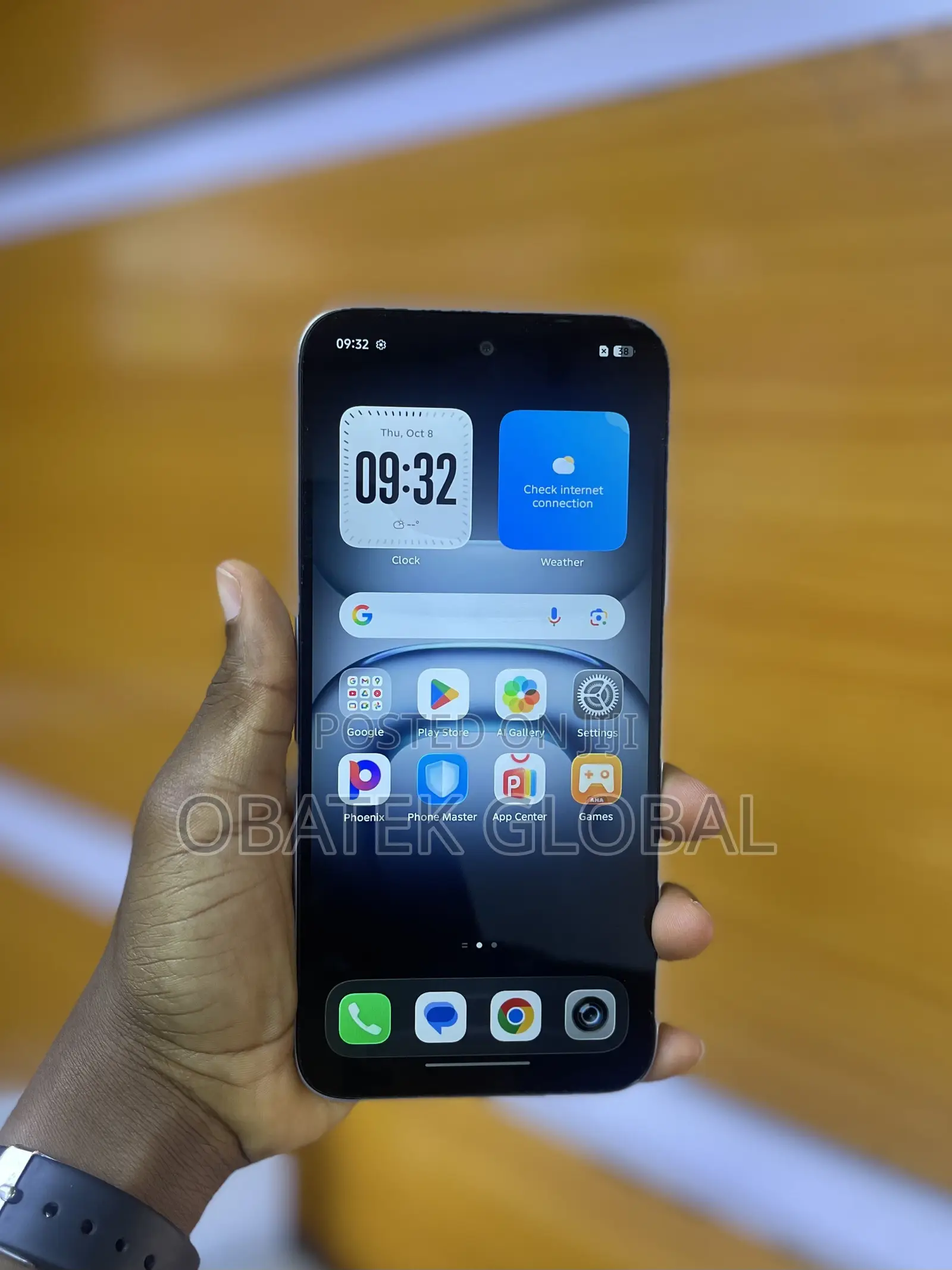 Infinix Hot 70 128 GB Silver