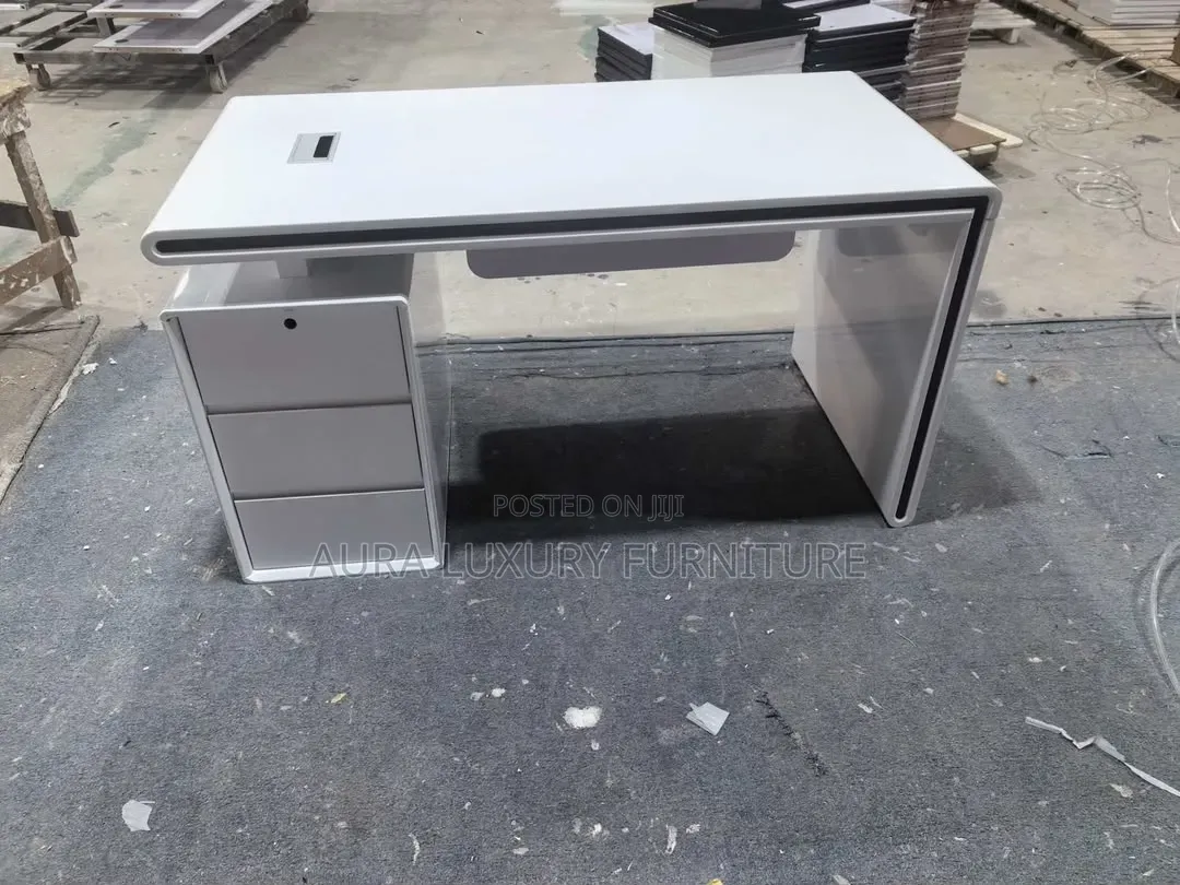 Modern Office Computer Table
