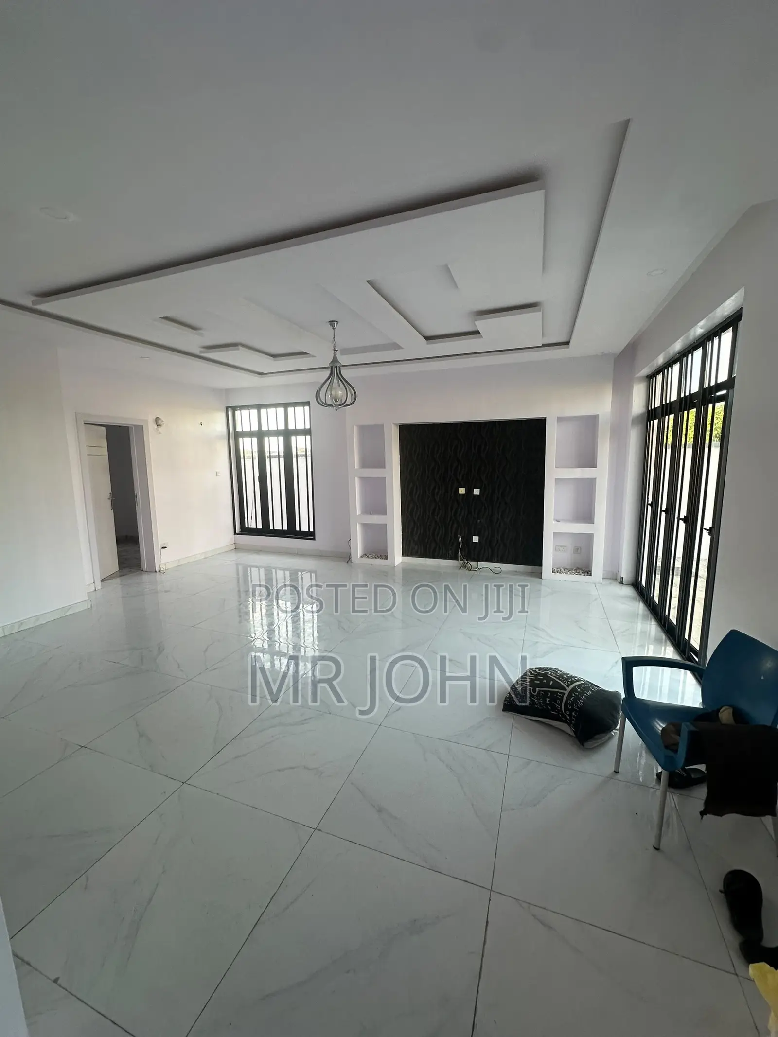 4bdrm House in Orchid Road Mercy Pr, Lekki for sale