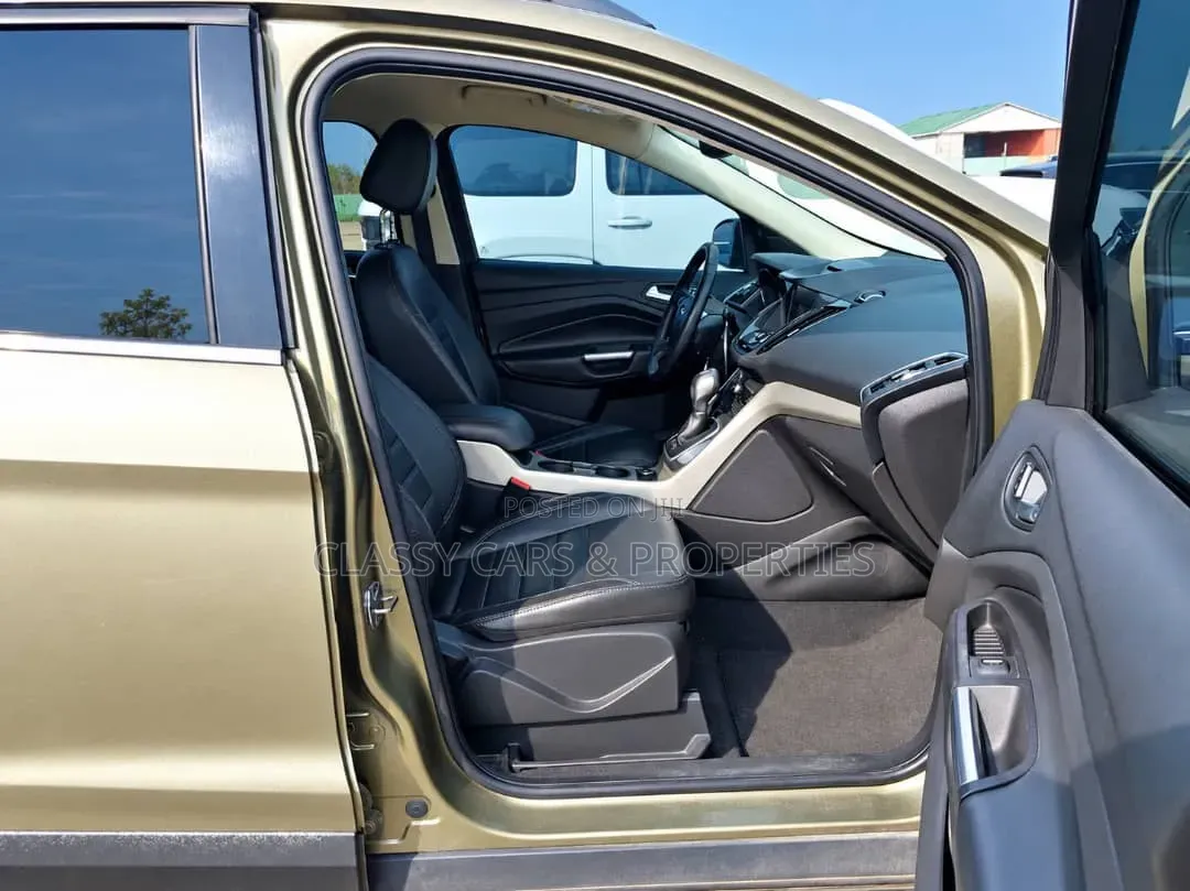 Ford Escape SE 2013 Brown