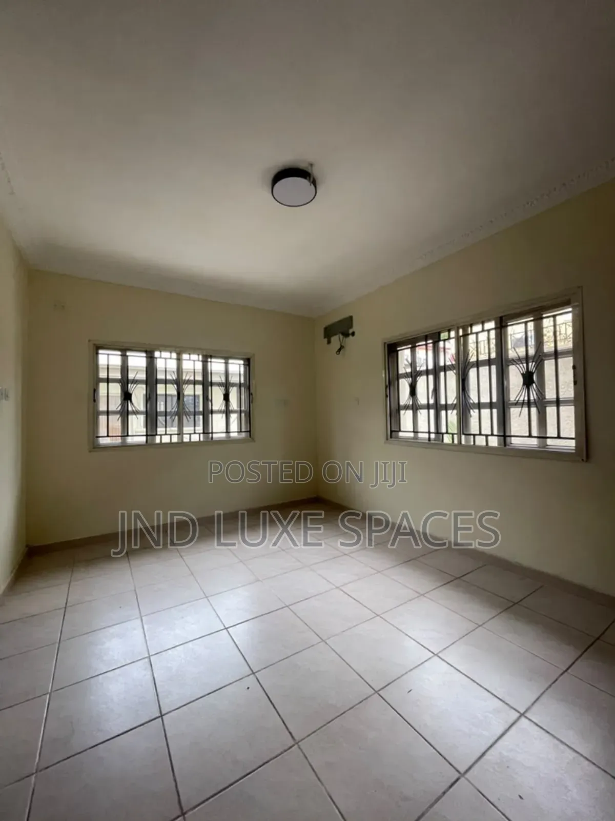 3bdrm Apartment in Lekki Phase 1 for rent