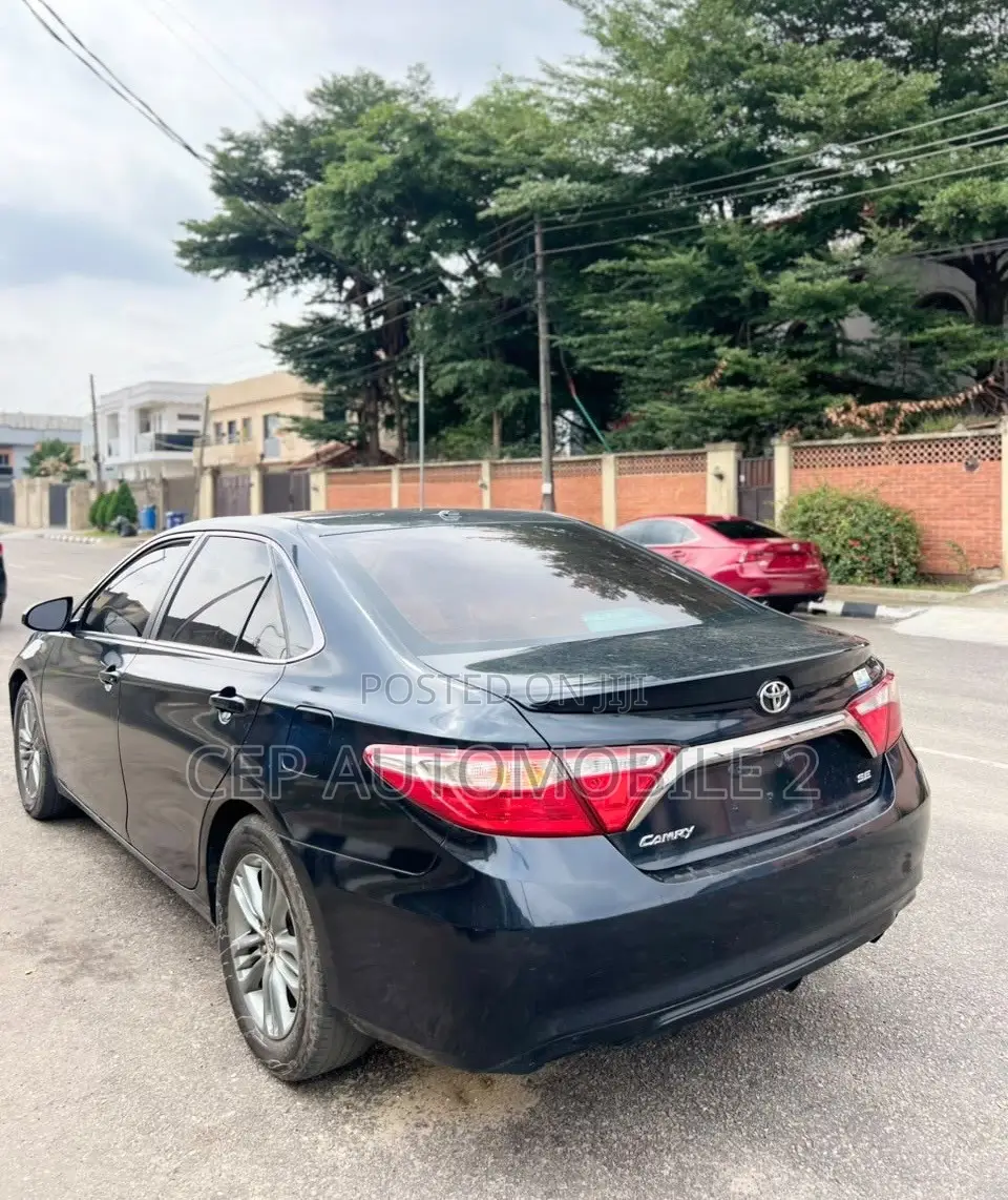 Toyota Camry 2015 Gray