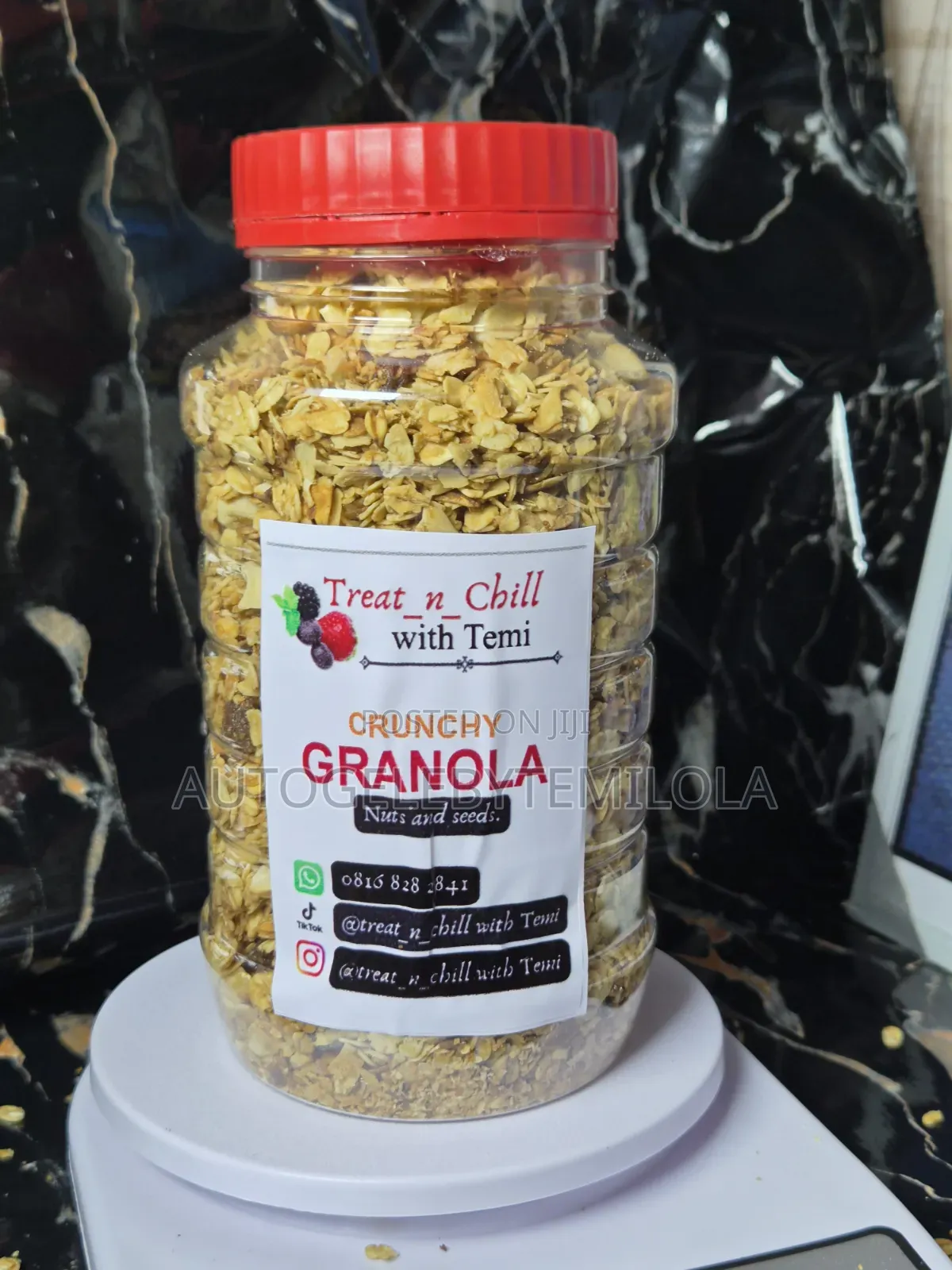 Crunchy Granola