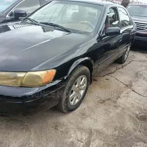 Toyota Camry Automatic 1999 Black