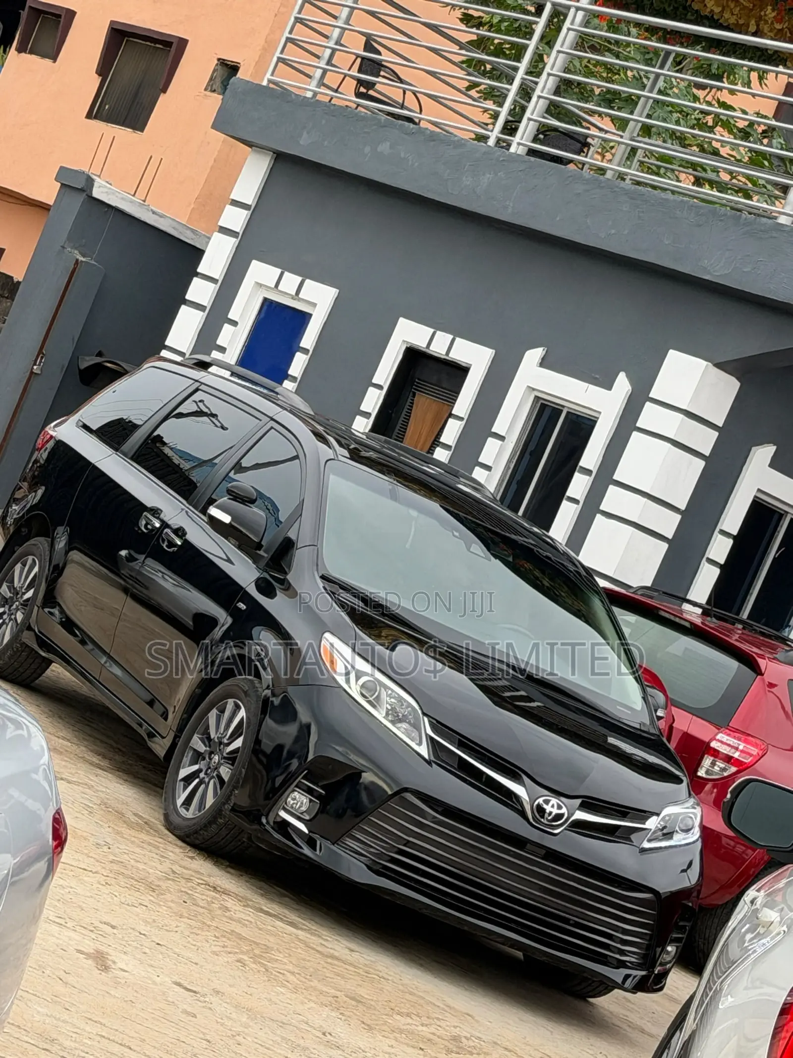 Toyota Sienna Limited Premium AWD (3.5L 6cyl 8A) 2018 Black