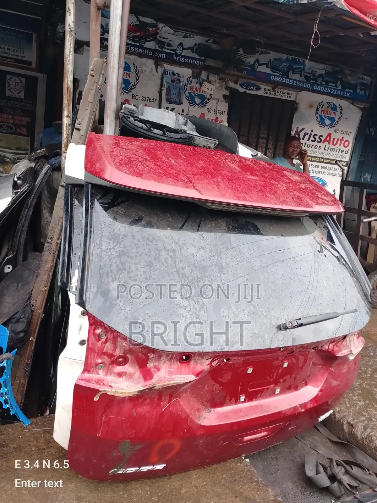 Trunk (Booth) & Glass Ford Edge 2018