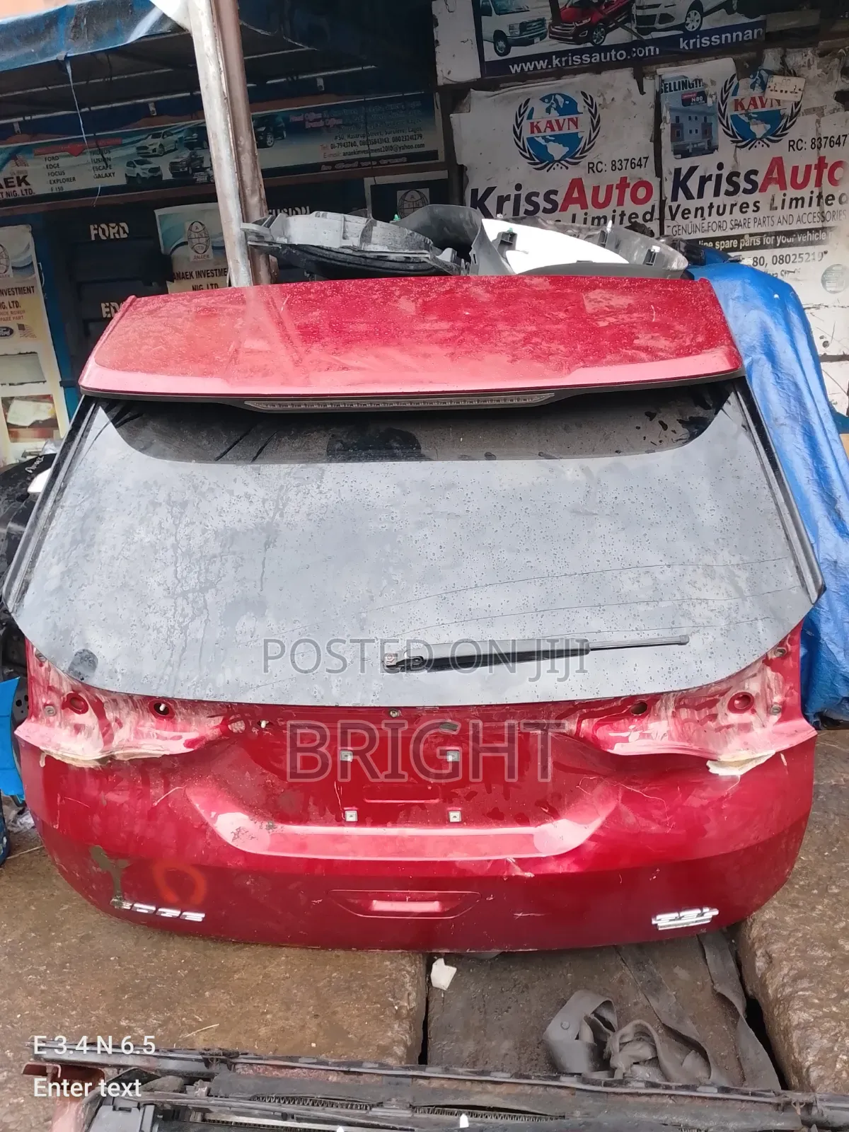 Trunk (Booth) & Glass Ford Edge 2018