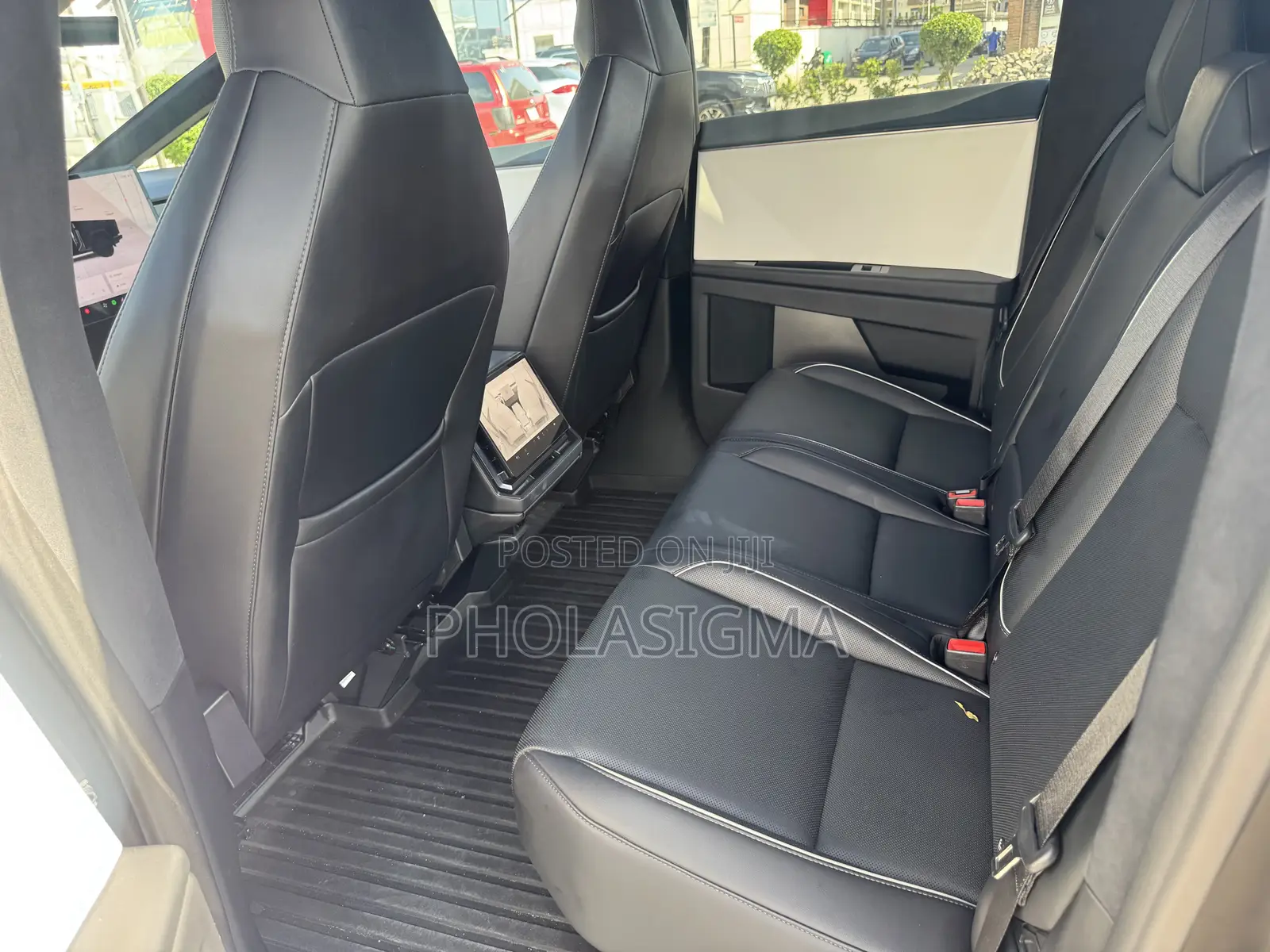 Tesla Cybertruck Cyberbeast 2025 Matt Black