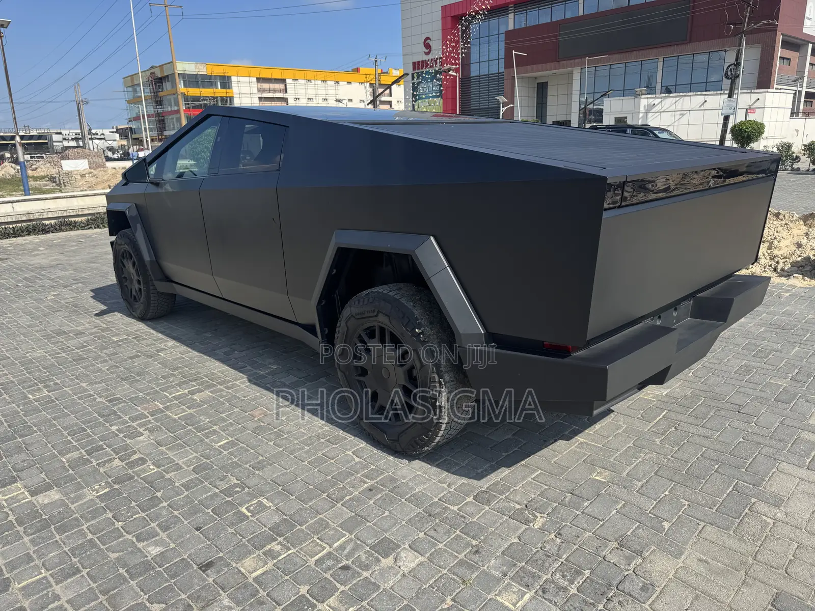 Tesla Cybertruck Cyberbeast 2025 Matt Black