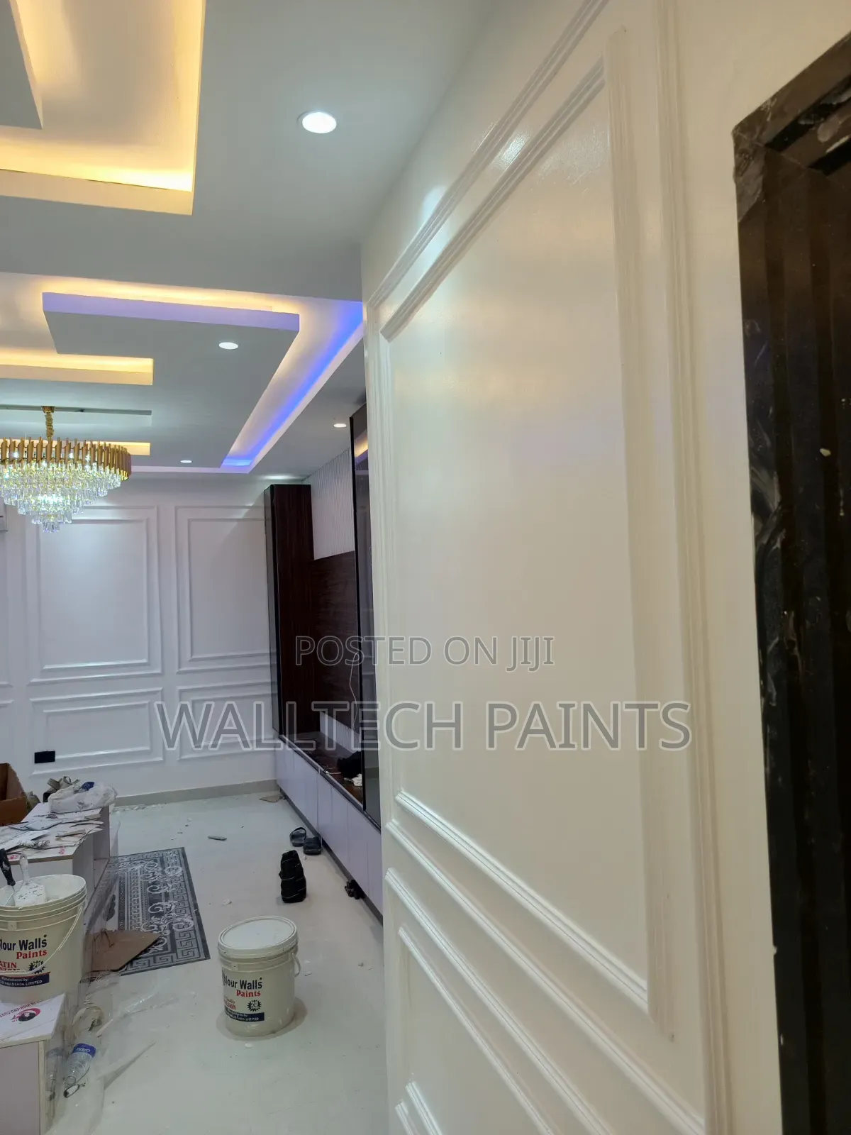 PAINTER Interior/Exterior