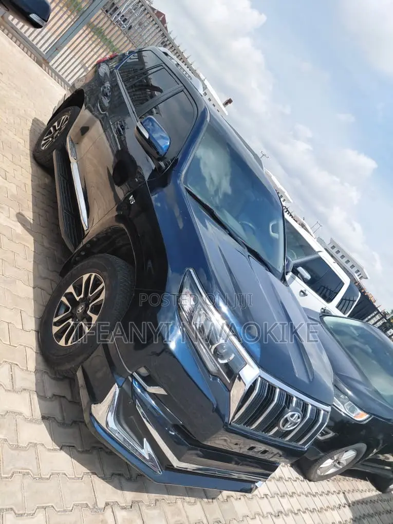 Toyota Land Cruiser Prado 2019 Blue