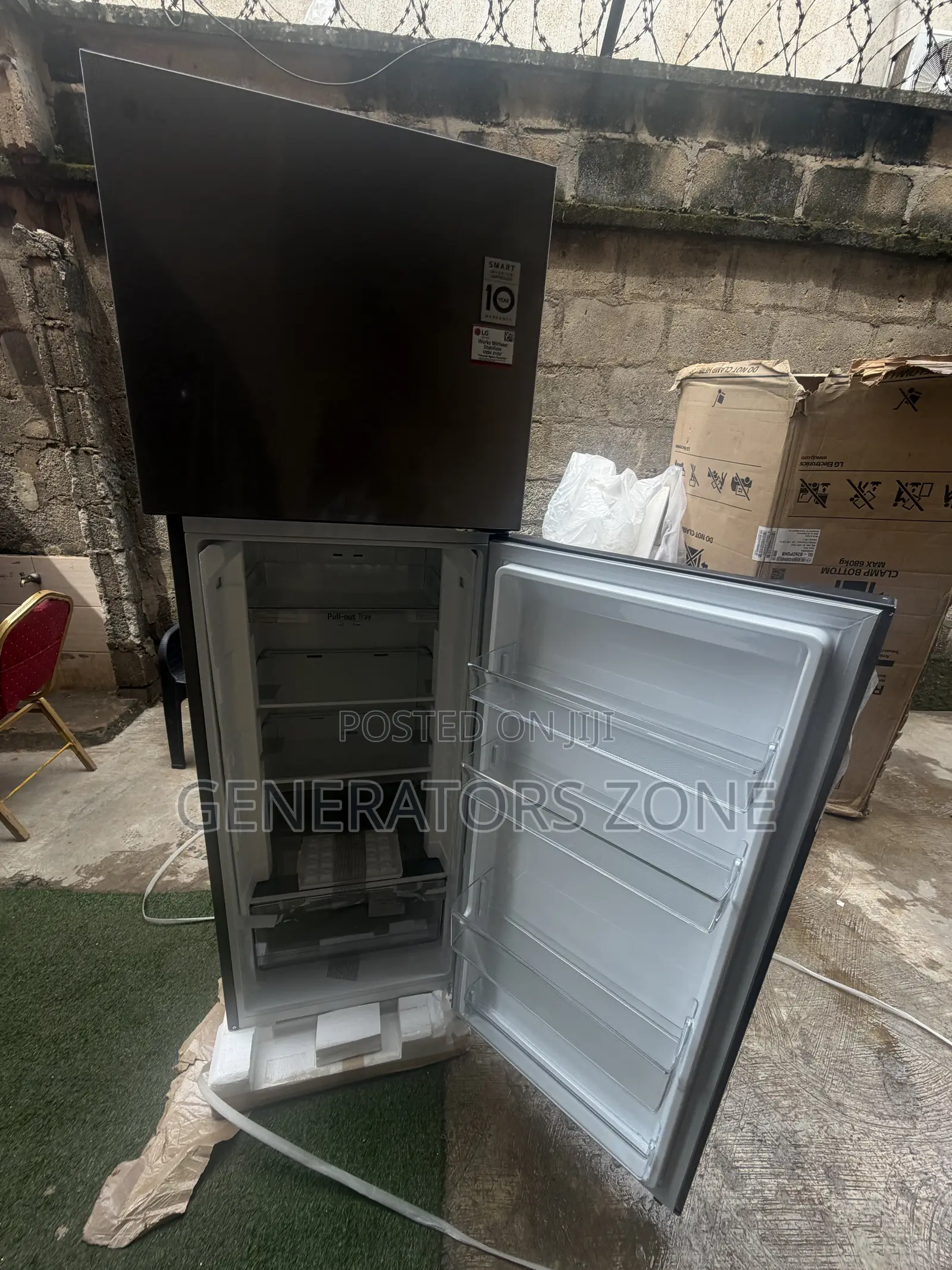 LG GL-B262PQKB 287L Modern Double Door Refrigerator