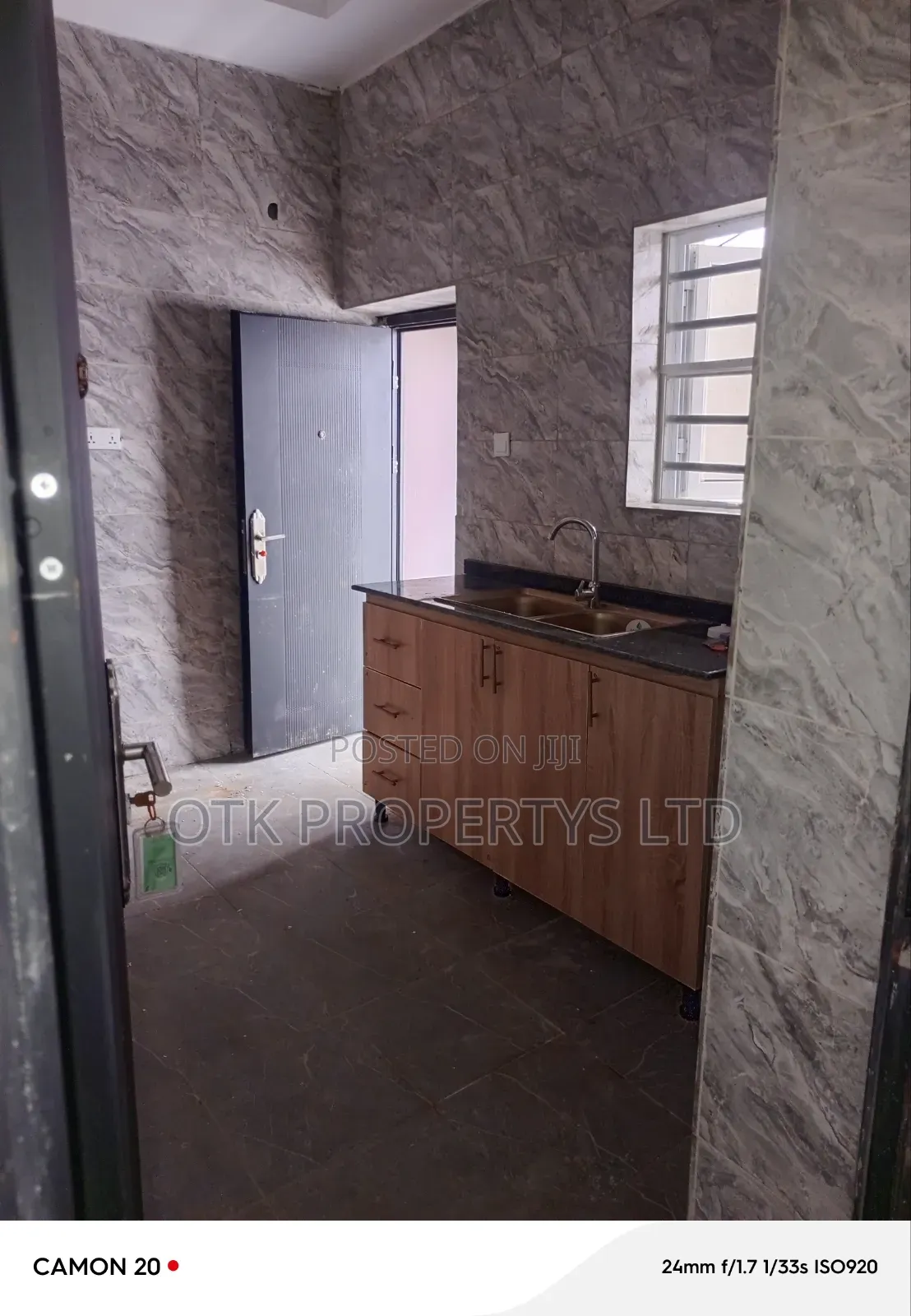 2bdrm Block of Flats in Fo1 By Military, Kubwa for rent