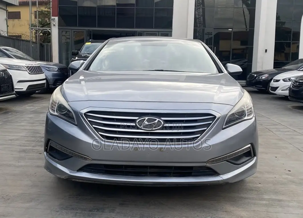 Hyundai Sonata Limited 4dr Sedan (2.4L 4cyl 6A) 2015 Blue