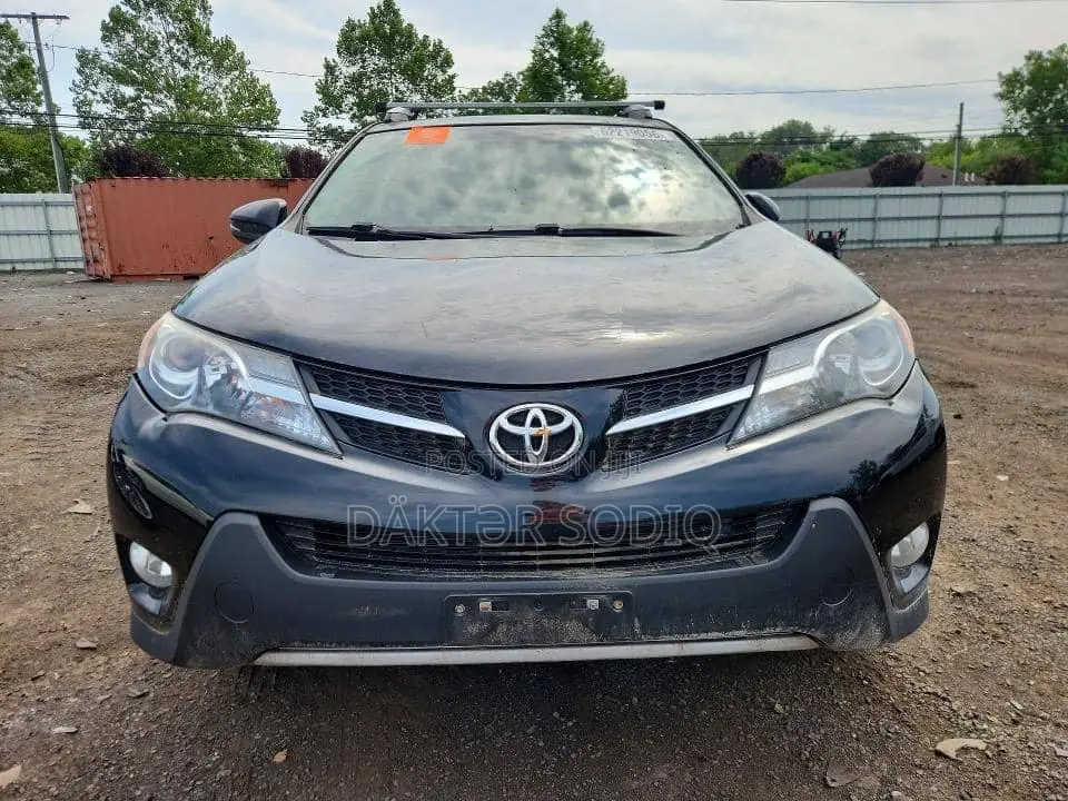 Toyota RAV4 XLE 4dr SUV AWD (2.5L 4cyl 6A) 2014 Black
