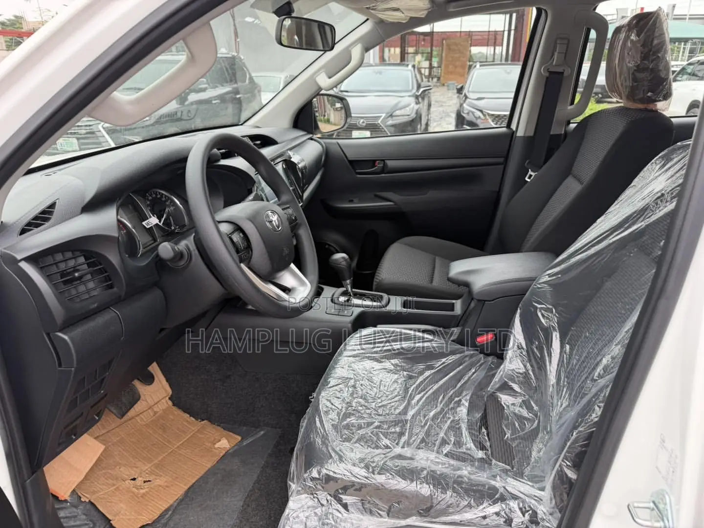 New Toyota Hilux 2026 White