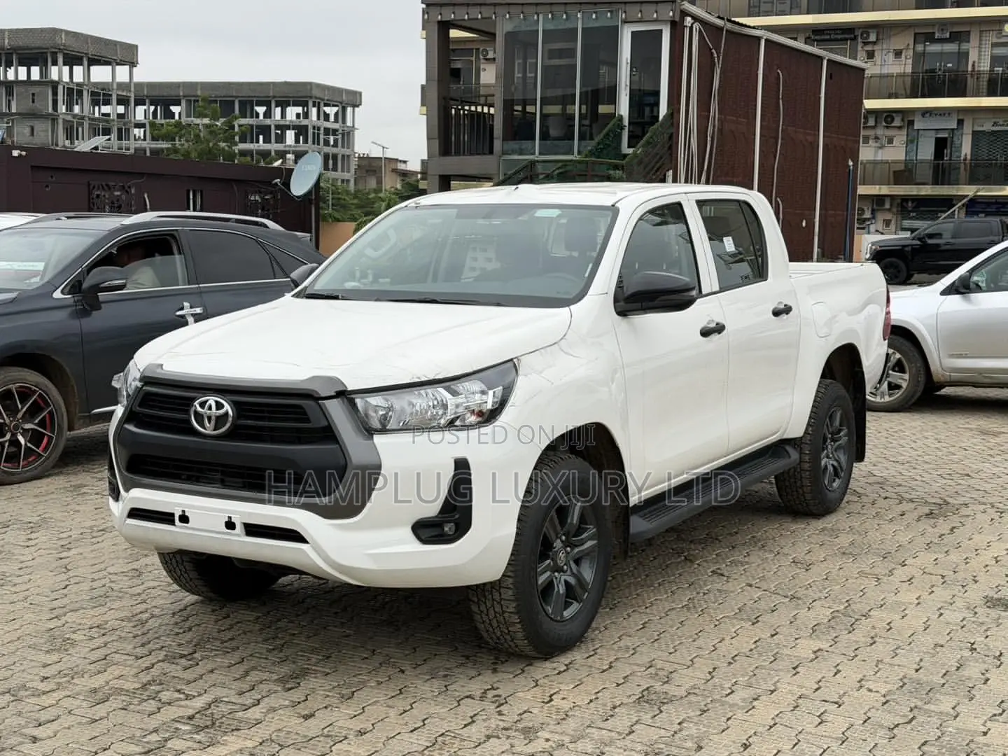 New Toyota Hilux 2026 White