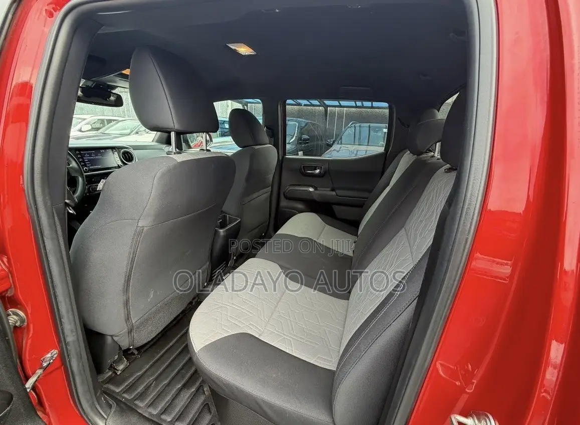 Toyota Tacoma Limited 2022 Red