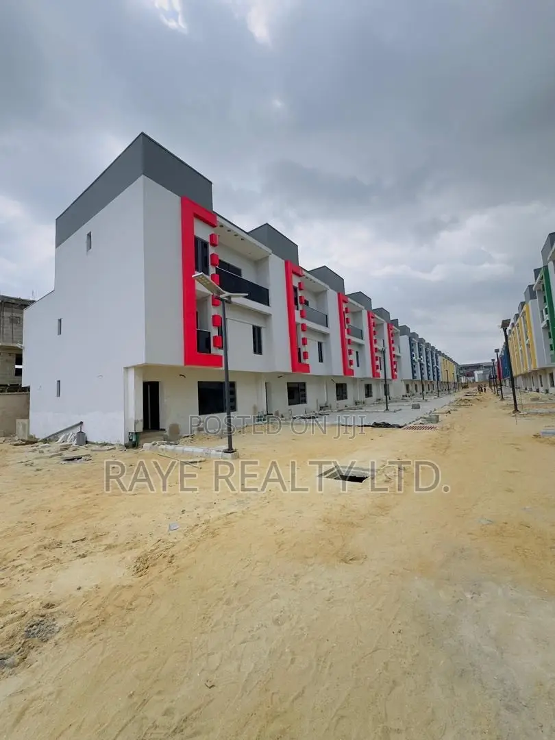 4bdrm Duplex in Ogudu GRA for sale