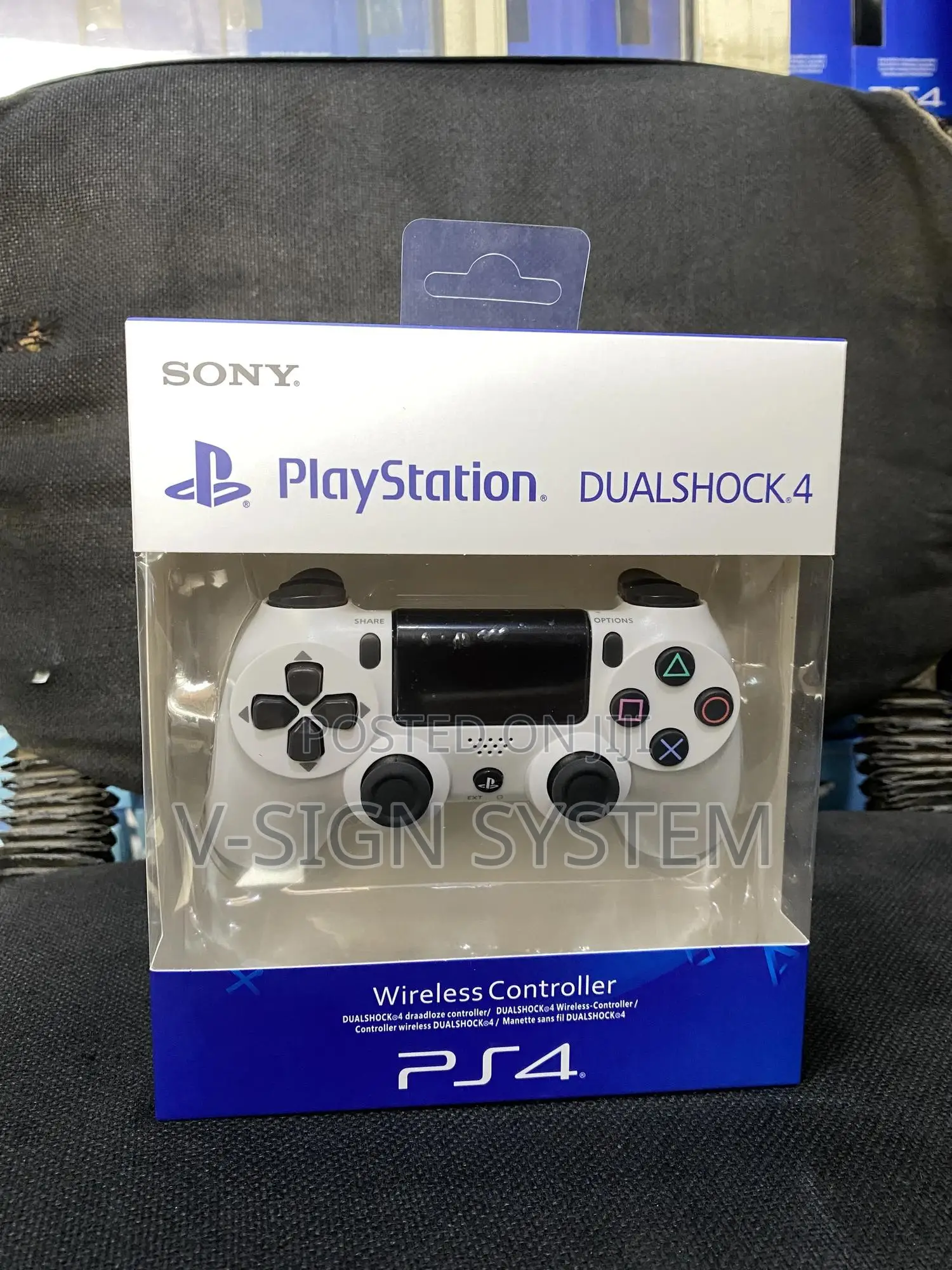 PS4 Controller