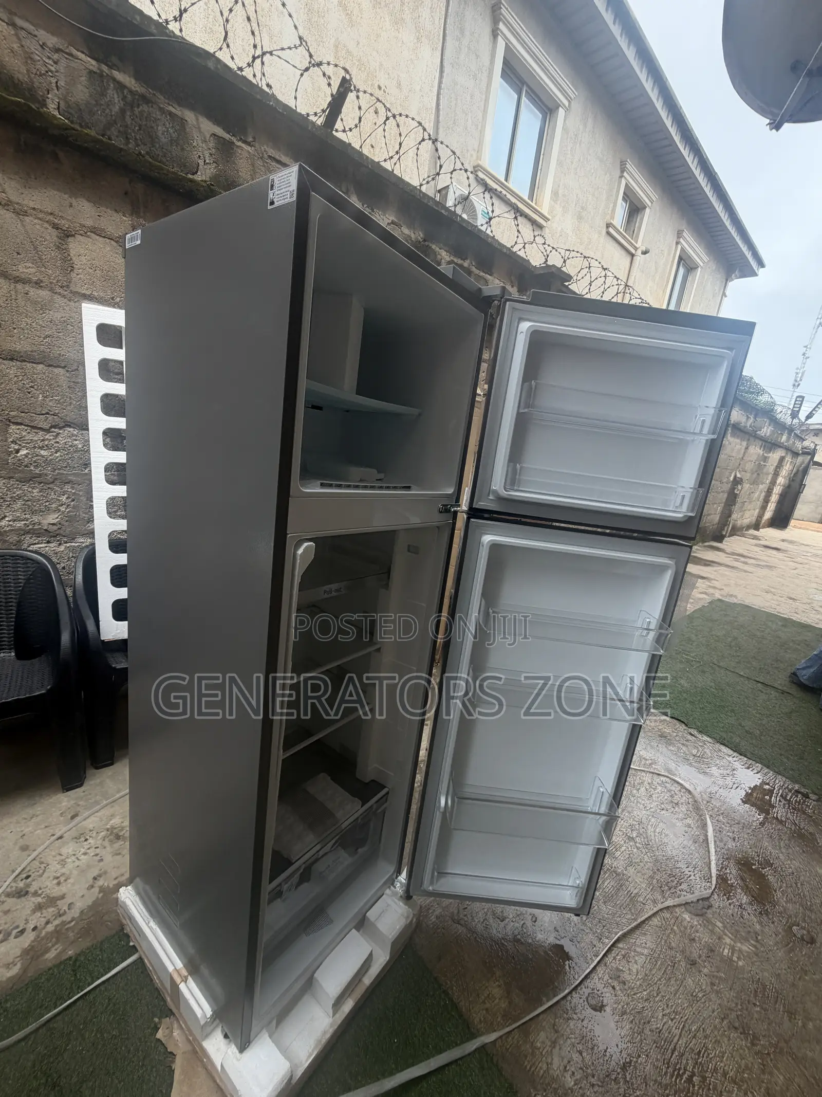 LG GL-B262PQKB 287L Contemporary Double Door Fridge