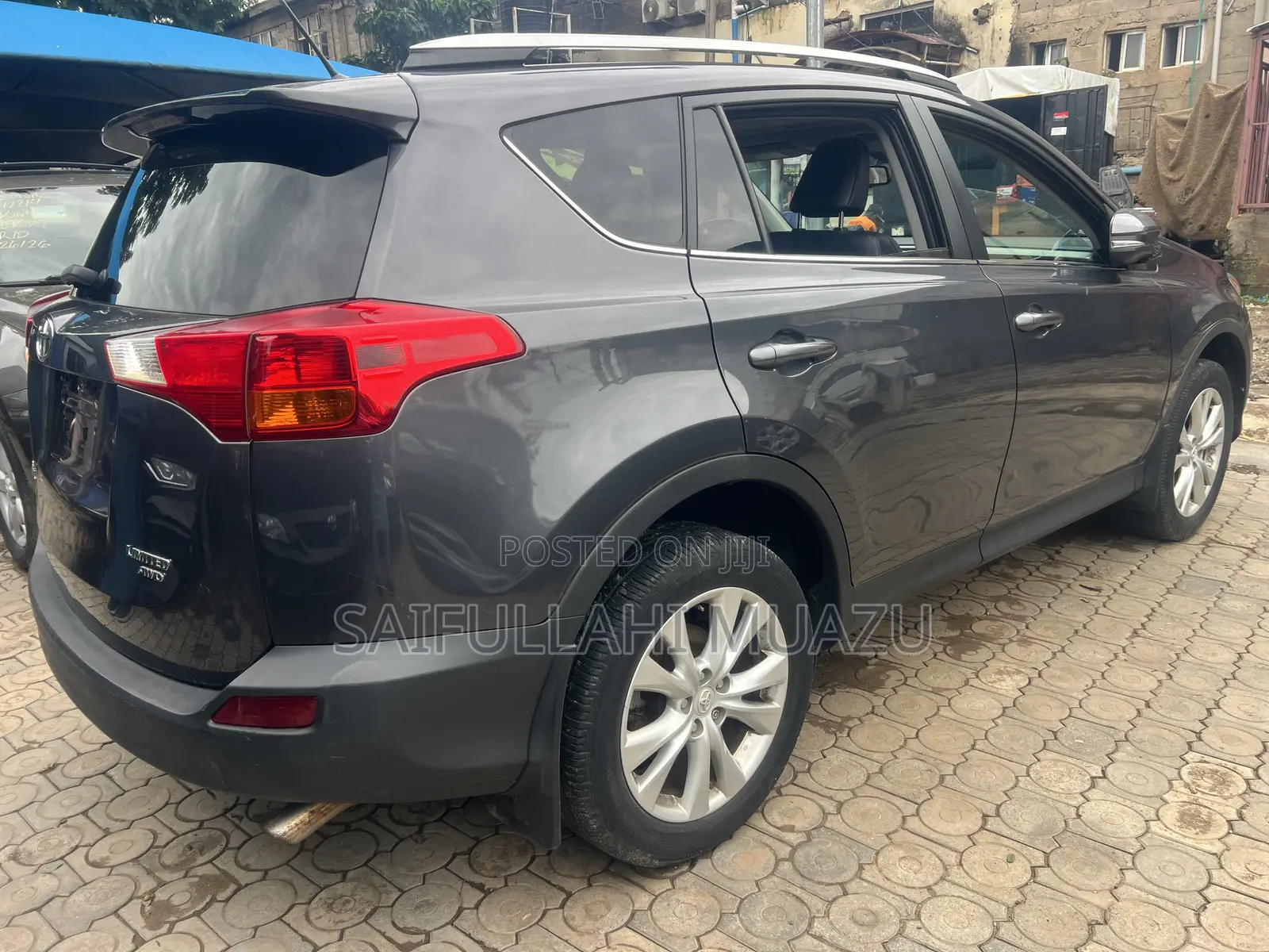 Toyota RAV4 Limited 4dr SUV AWD (2.5L 4cyl 6A) 2014 Gray