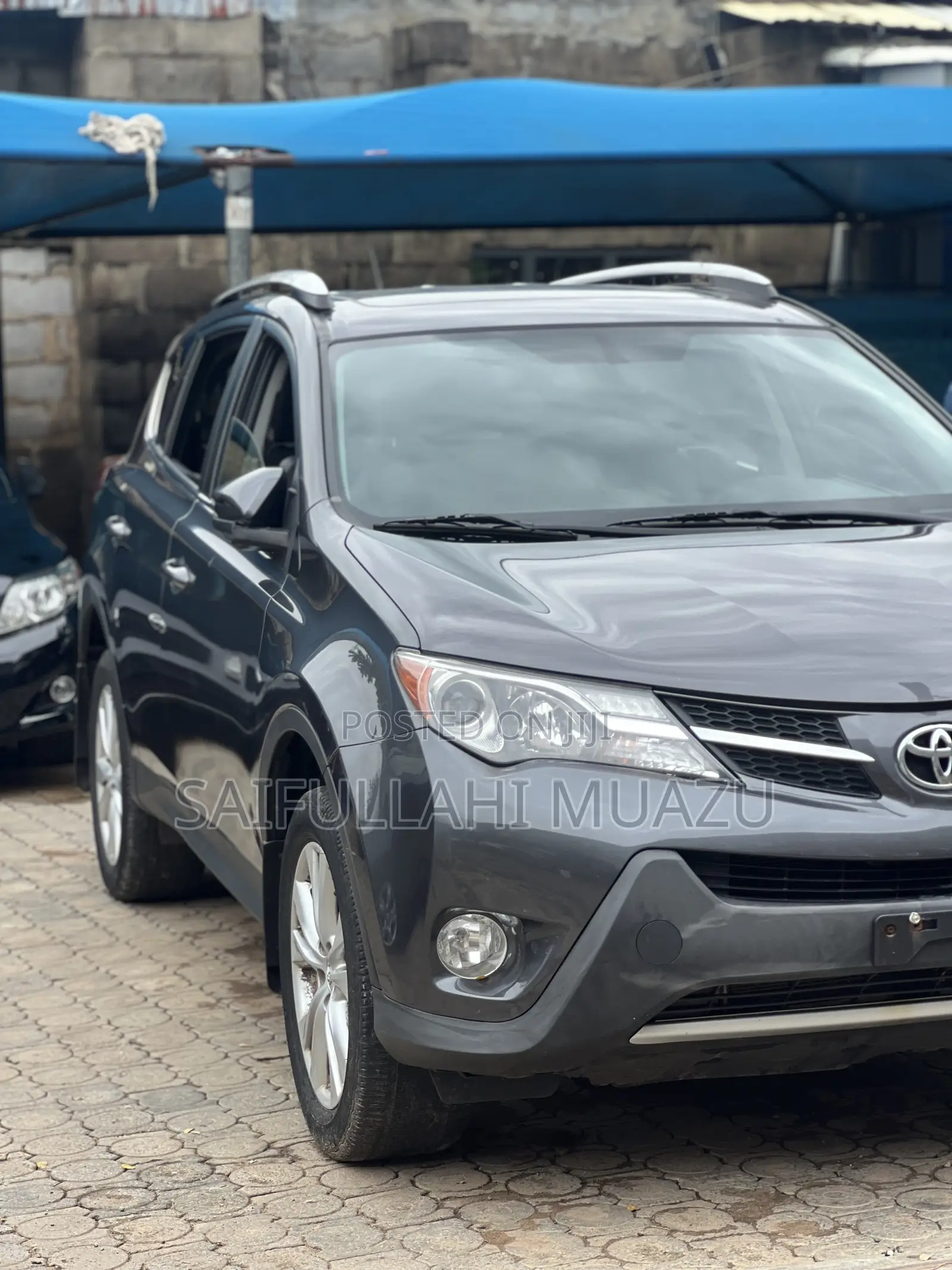 Toyota RAV4 Limited 4dr SUV AWD (2.5L 4cyl 6A) 2014 Gray