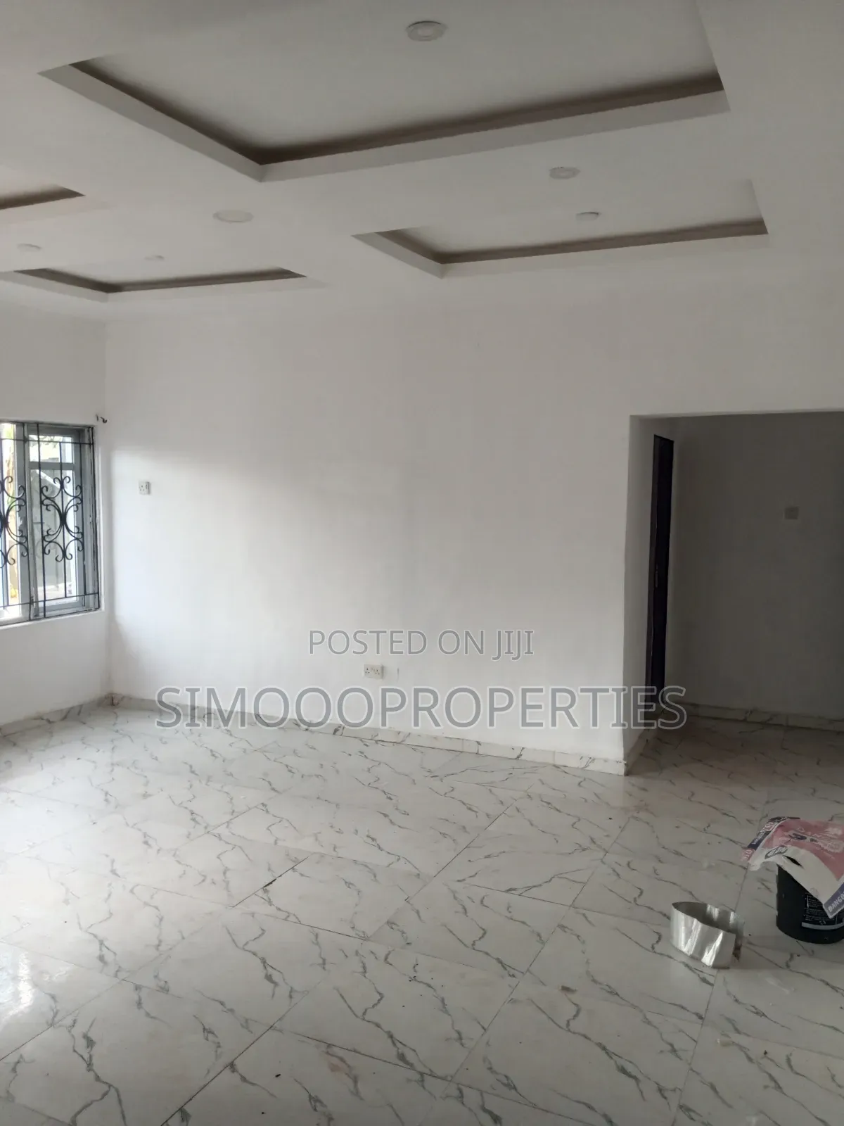 3bdrm Block of Flats in Ogunfayo, Awoyaya for rent