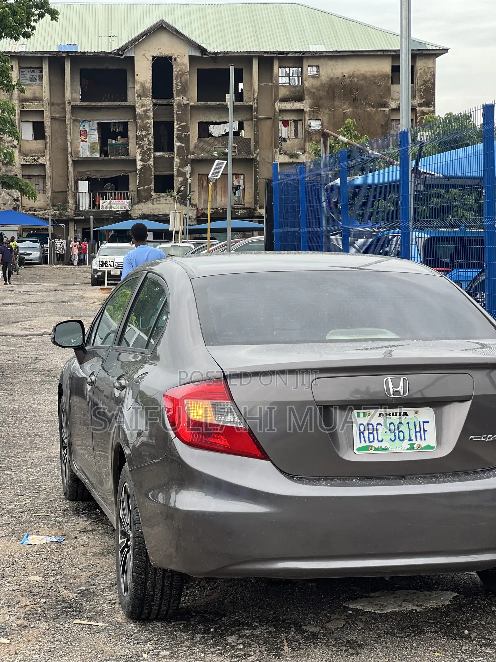 Honda Civic 2012 Gold