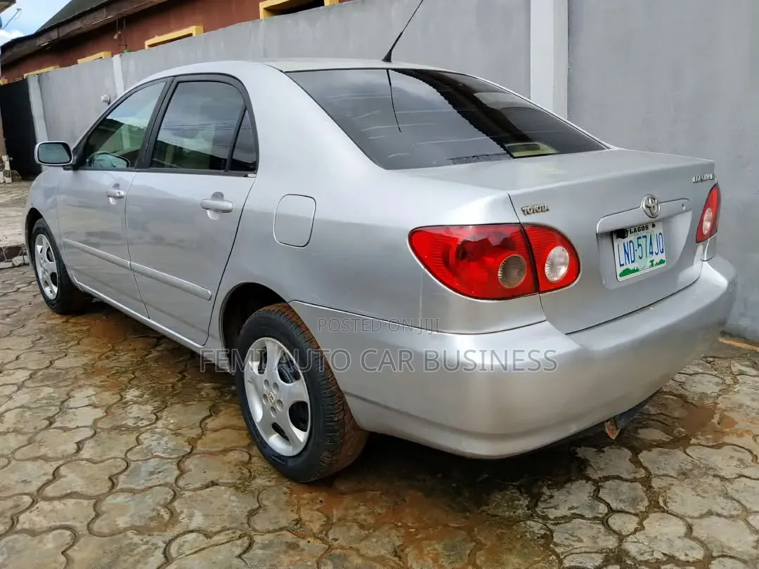 Toyota Corolla 2006 Silver