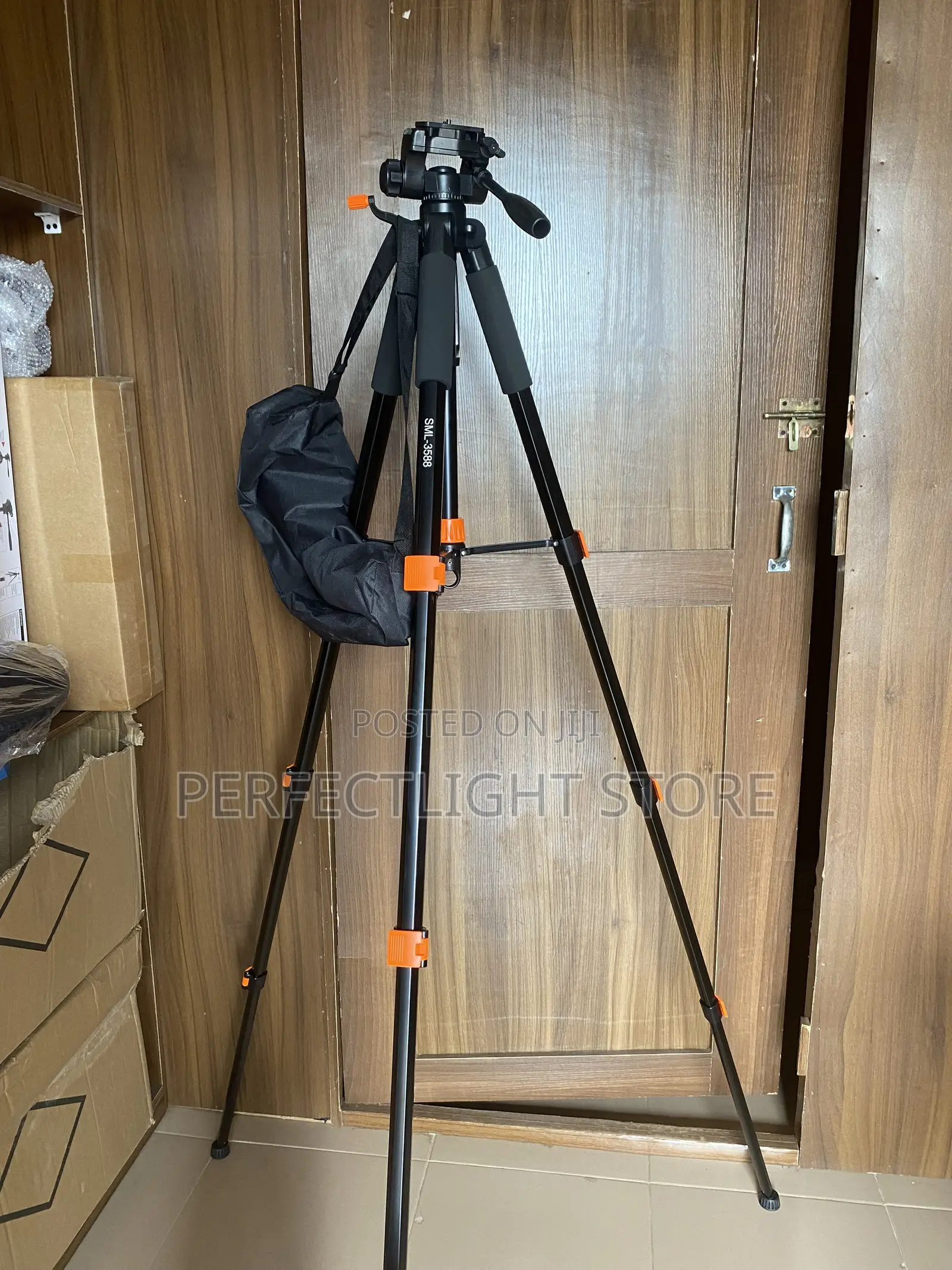 Heavy Duty Tripod