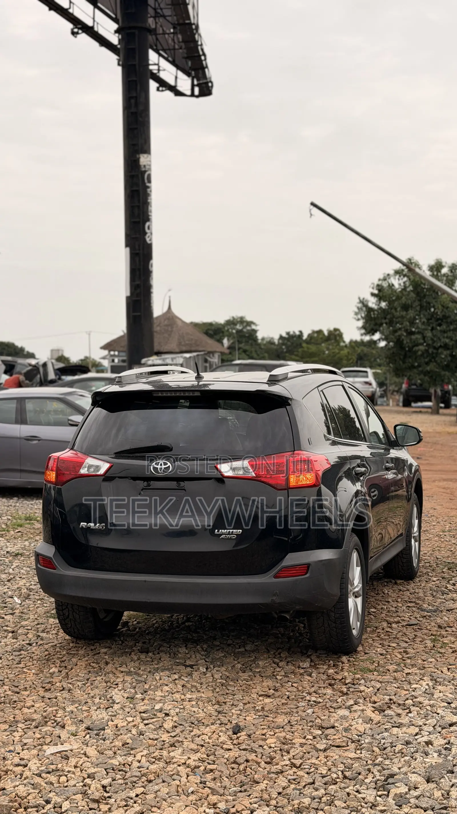 Toyota RAV4 Limited AWD (2.5L 4cyl 6A) 2013 Black