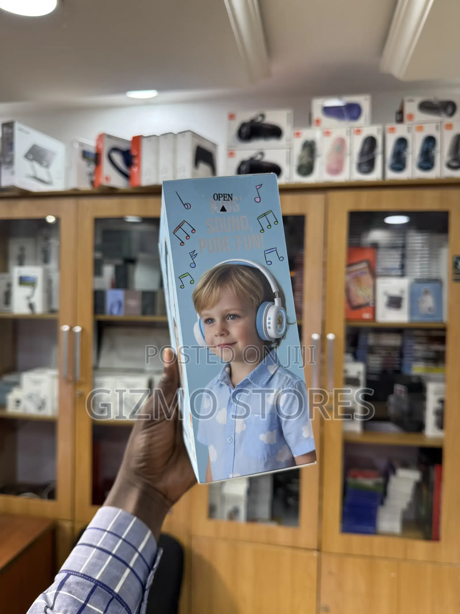 Brand New Green Lion GK-600 Kids Wireless Headphone