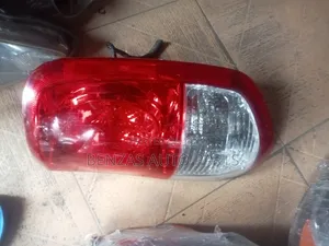 Toyota Tundra 2006 Backlight Replacement