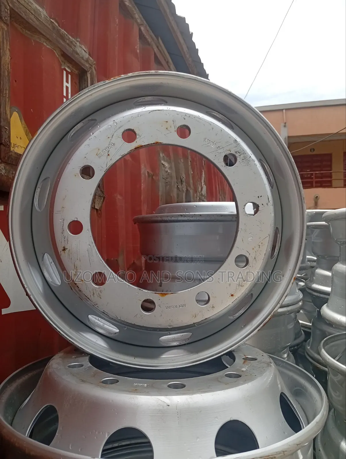 Heavy Duty Commercial Truck Steel Rim / 10-Hole Tubeless Rim (22.5")