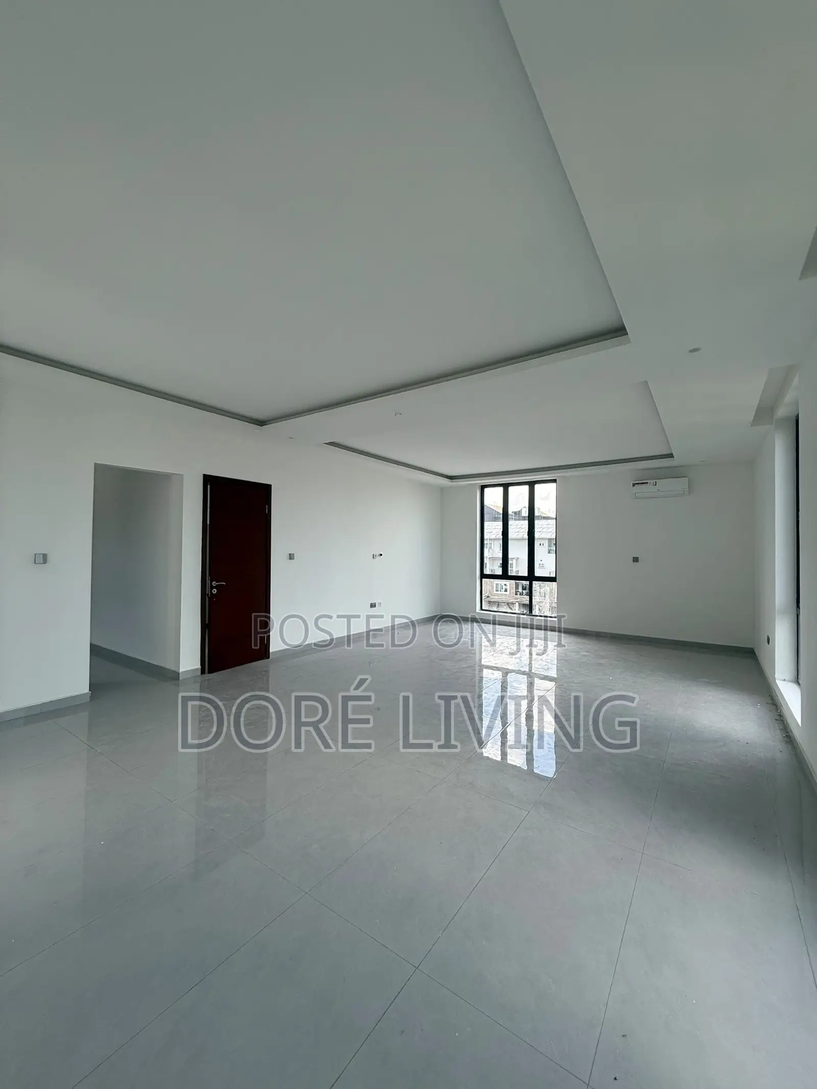 5bdrm Mansion in Banana Island for sale